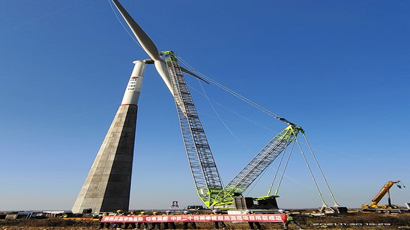 中機(jī)國際首臺！140m超高混塔風(fēng)機(jī)吊裝成功